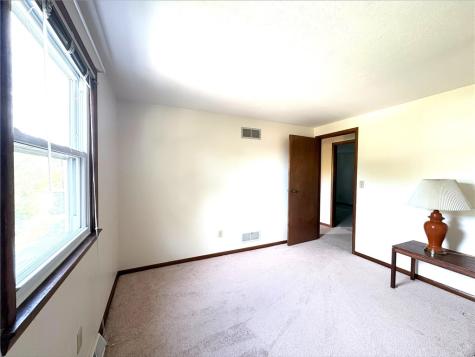 171 Oakdale Drive Zelienople Boro PA 16063