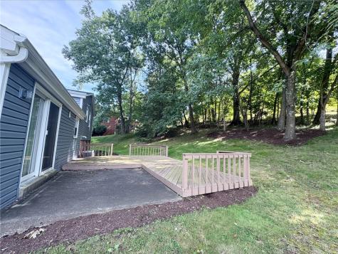 171 Oakdale Drive Zelienople Boro PA 16063