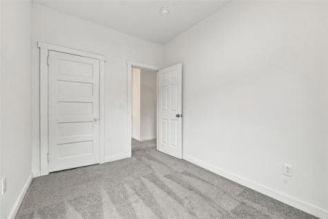 4080 Cambronne Street Brighton Heights PA 15212