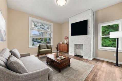4080 Cambronne Street Brighton Heights PA 15212
