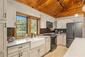 128 Courson Lane Allegheny Township PA 16373