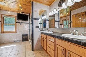 128 Courson Lane Allegheny Township PA 16373
