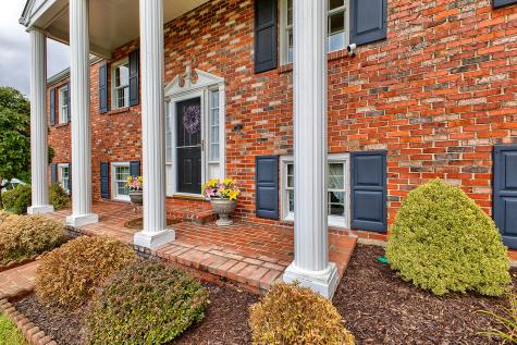 313 Patterson Lane Belle Vernon PA 15012