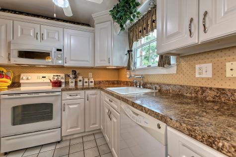313 Patterson Lane Belle Vernon PA 15012