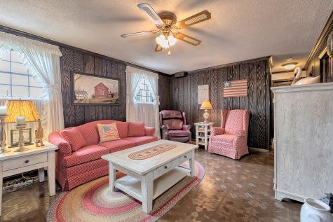 313 Patterson Lane Belle Vernon PA 15012