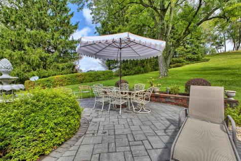 313 Patterson Lane Belle Vernon PA 15012