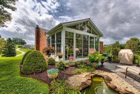 313 Patterson Lane Belle Vernon PA 15012