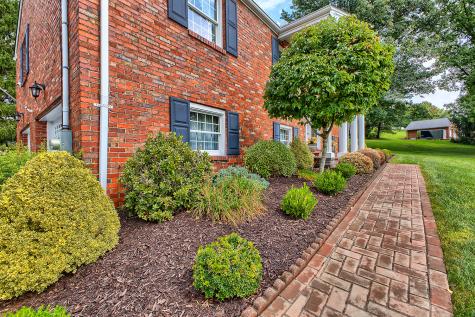 313 Patterson Lane Belle Vernon PA 15012