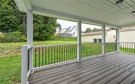 749 Pershing Street Ellwood City PA 16117
