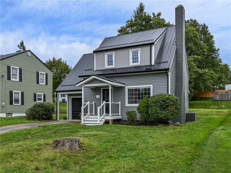 749 Pershing Street Ellwood City PA 16117