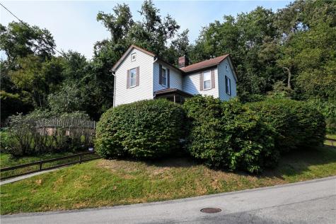 225 Fremont Street Clairton PA 15025