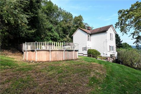 225 Fremont Street Clairton PA 15025