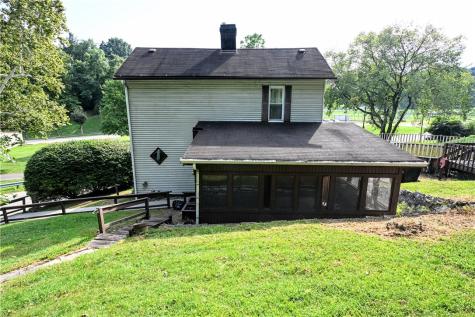 225 Fremont Street Clairton PA 15025