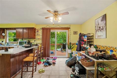1364 Maple Avenue Lake City PA 16423