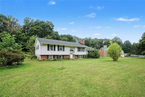 1364 Maple Avenue Lake City PA 16423