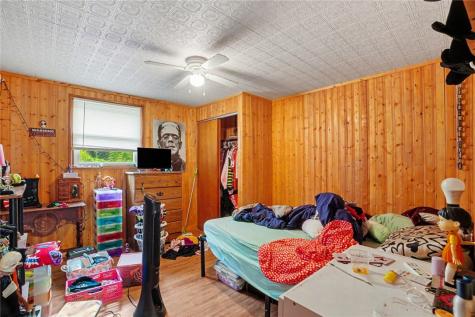 1364 Maple Avenue Lake City PA 16423