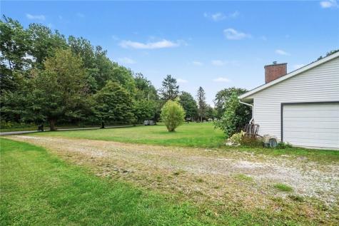 1364 Maple Avenue Lake City PA 16423