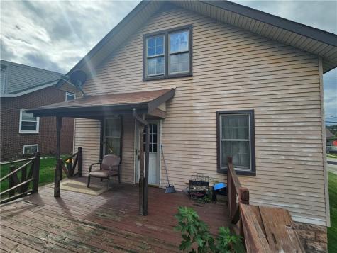 114 & 114-1/2 Wylie Avenue North Strabane PA 15363