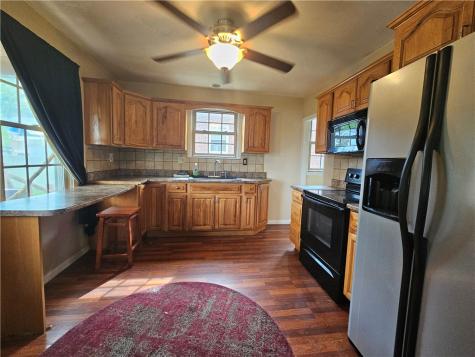 114 & 114-1/2 Wylie Avenue North Strabane PA 15363