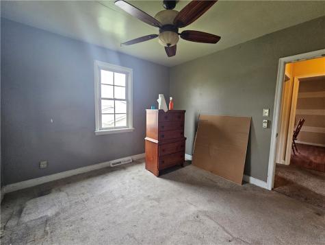 114 & 114-1/2 Wylie Avenue North Strabane PA 15363