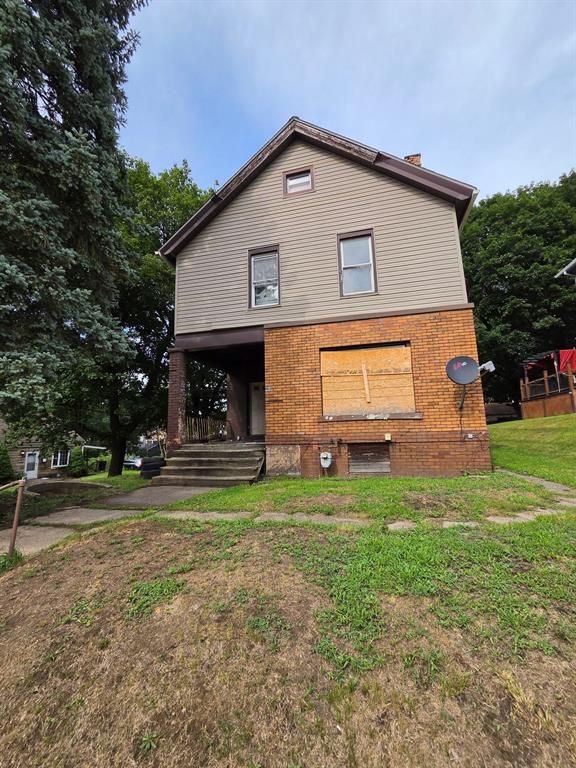 103 Moreland Street Aliquippa PA 15001