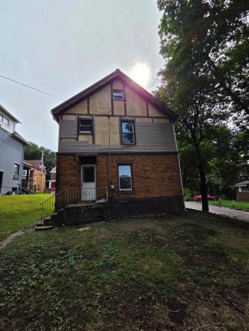 103 Moreland Street Aliquippa PA 15001