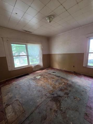 103 Moreland Street Aliquippa PA 15001