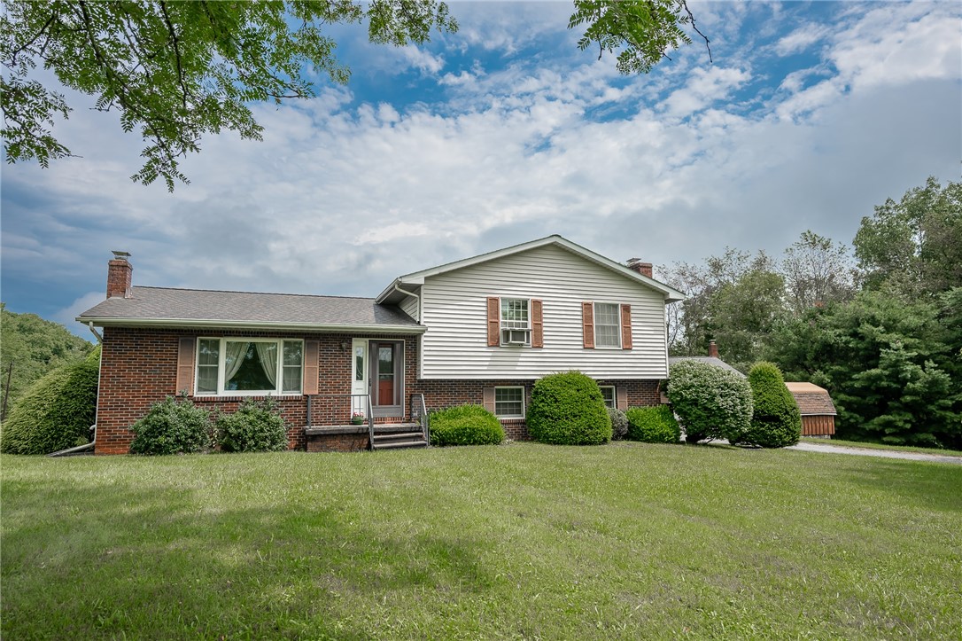 121 Pearl Drive Plumcreek Township PA 15774