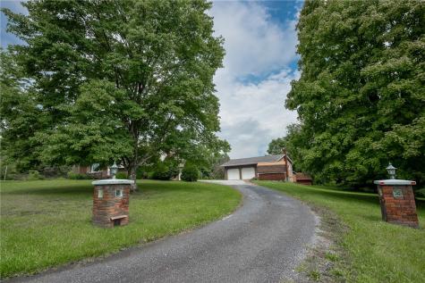 121 Pearl Drive Plumcreek Township PA 15774