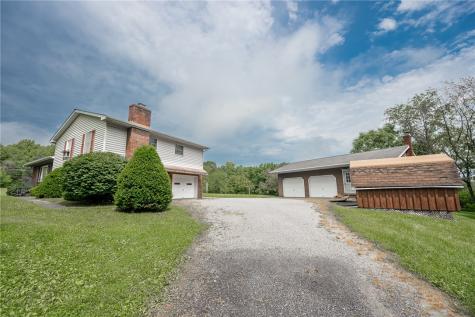 121 Pearl Drive Plumcreek Township PA 15774