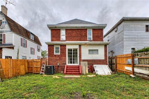 229 Crossland Avenue South Union Township PA 15401