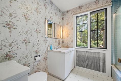 113 Maple Avenue Oil City PA 16301