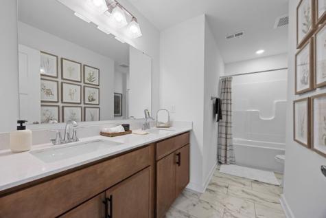 2696 Salerno Drive Oakdale PA 15071