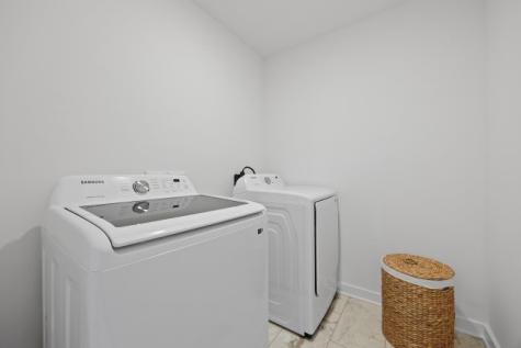 2696 Salerno Drive Oakdale PA 15071