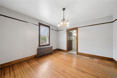 333 Greenwood Place Bridgeville PA 15017