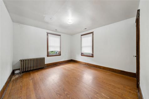 333 Greenwood Place Bridgeville PA 15017