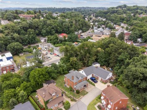 333 Greenwood Place Bridgeville PA 15017