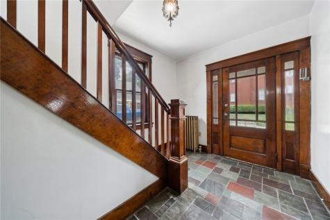 333 Greenwood Place Bridgeville PA 15017