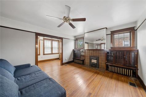 333 Greenwood Place Bridgeville PA 15017