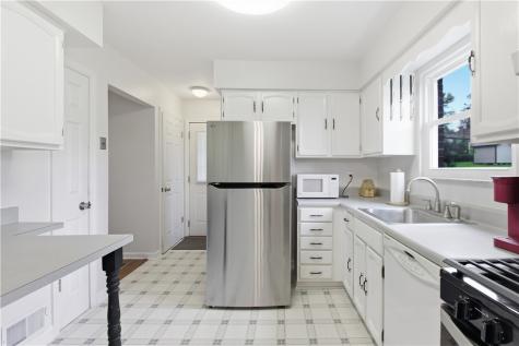 3137 Triphammer Road South Park PA 15129