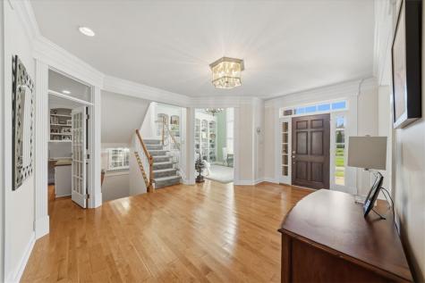 139 Sebago Lake Drive Ohio Township PA 15143