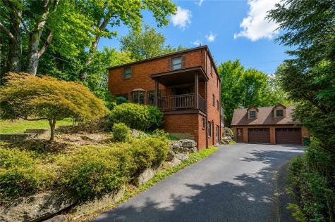628 Orchard Hill Drive O'hara PA 15238
