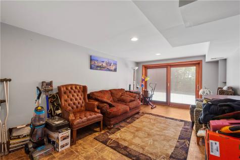 628 Orchard Hill Drive O'hara PA 15238
