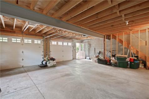 628 Orchard Hill Drive O'hara PA 15238