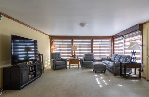 142 Green Pleasant Hills PA 15236