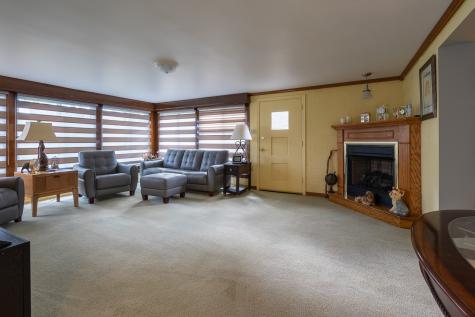 142 Green Pleasant Hills PA 15236