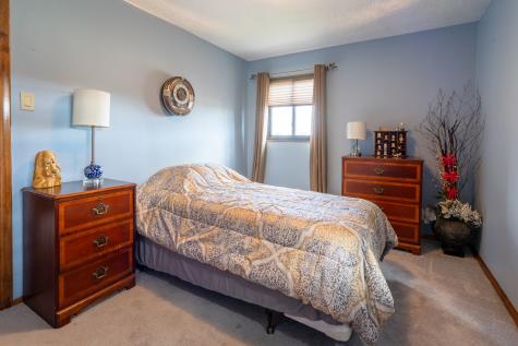 142 Green Pleasant Hills PA 15236