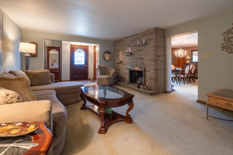 142 Green Pleasant Hills PA 15236