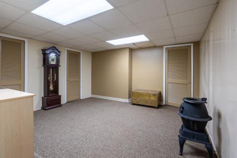142 Green Pleasant Hills PA 15236