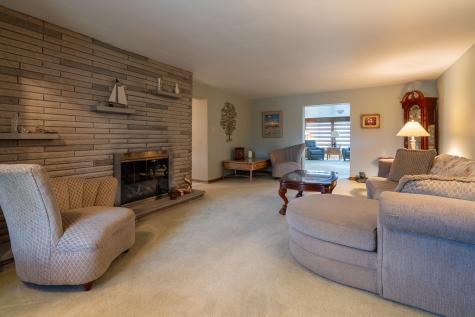 142 Green Pleasant Hills PA 15236